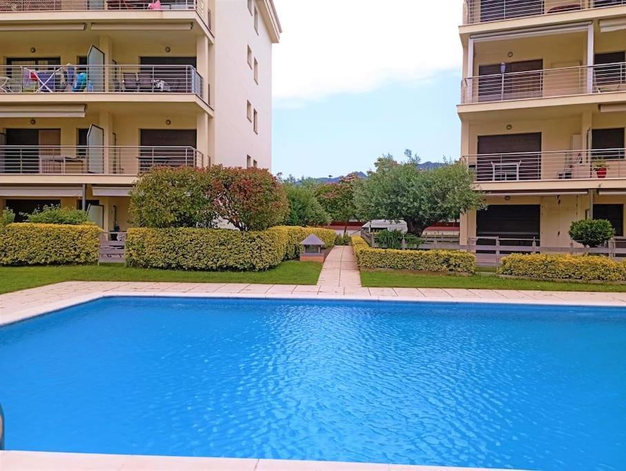 Apartamento En Primera Linea De Mar Roses Zewnętrze zdjęcie