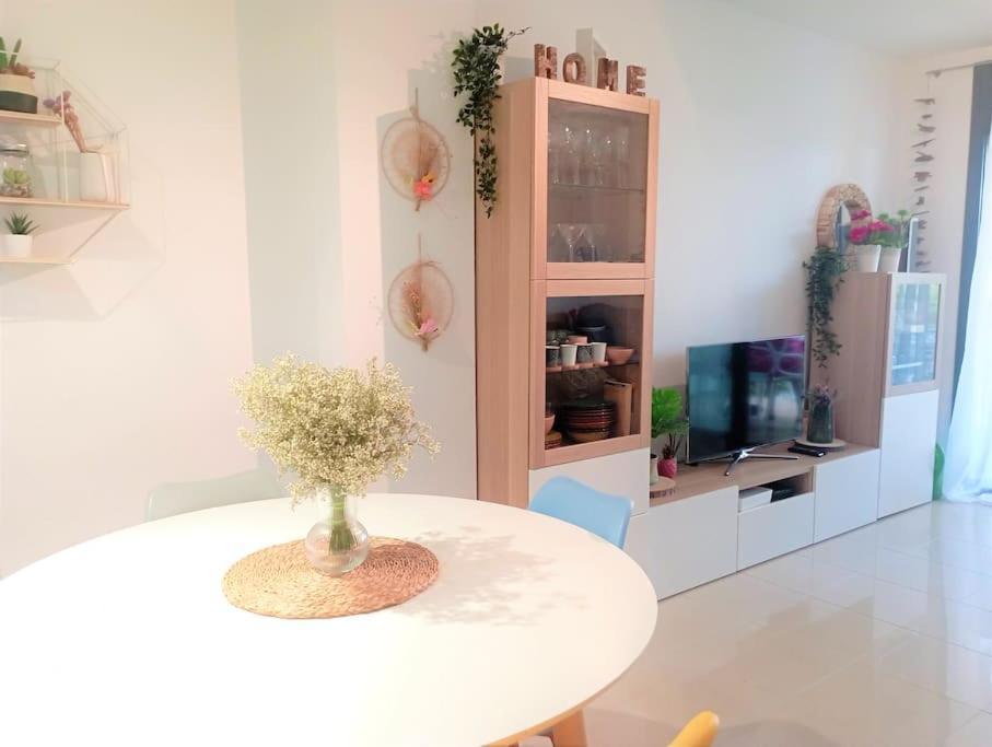 Apartamento En Primera Linea De Mar Roses Zewnętrze zdjęcie